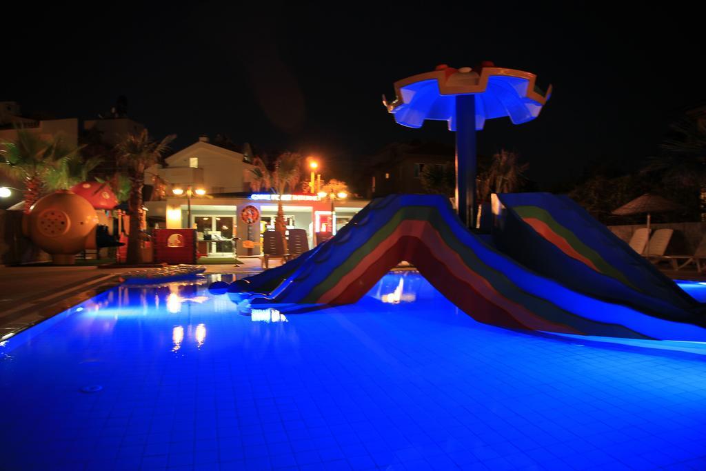 Club Alpina Hotell Marmaris Eksteriør bilde