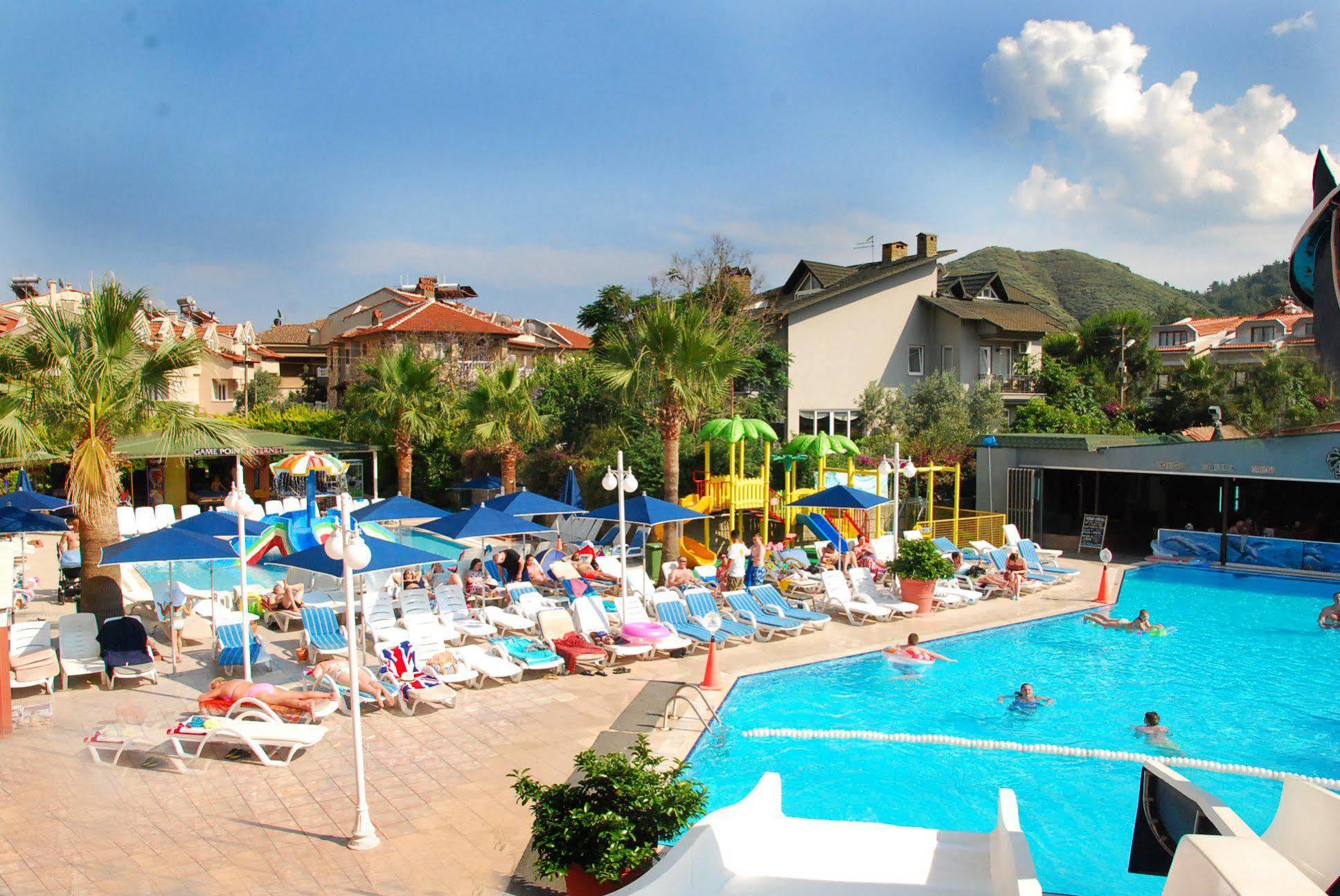 Club Alpina Hotell Marmaris Eksteriør bilde