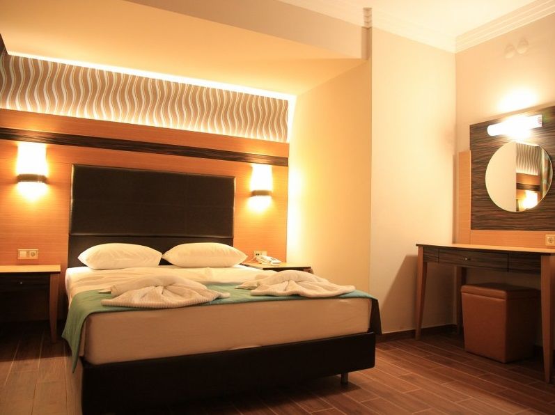 Club Alpina Hotell Marmaris Eksteriør bilde
