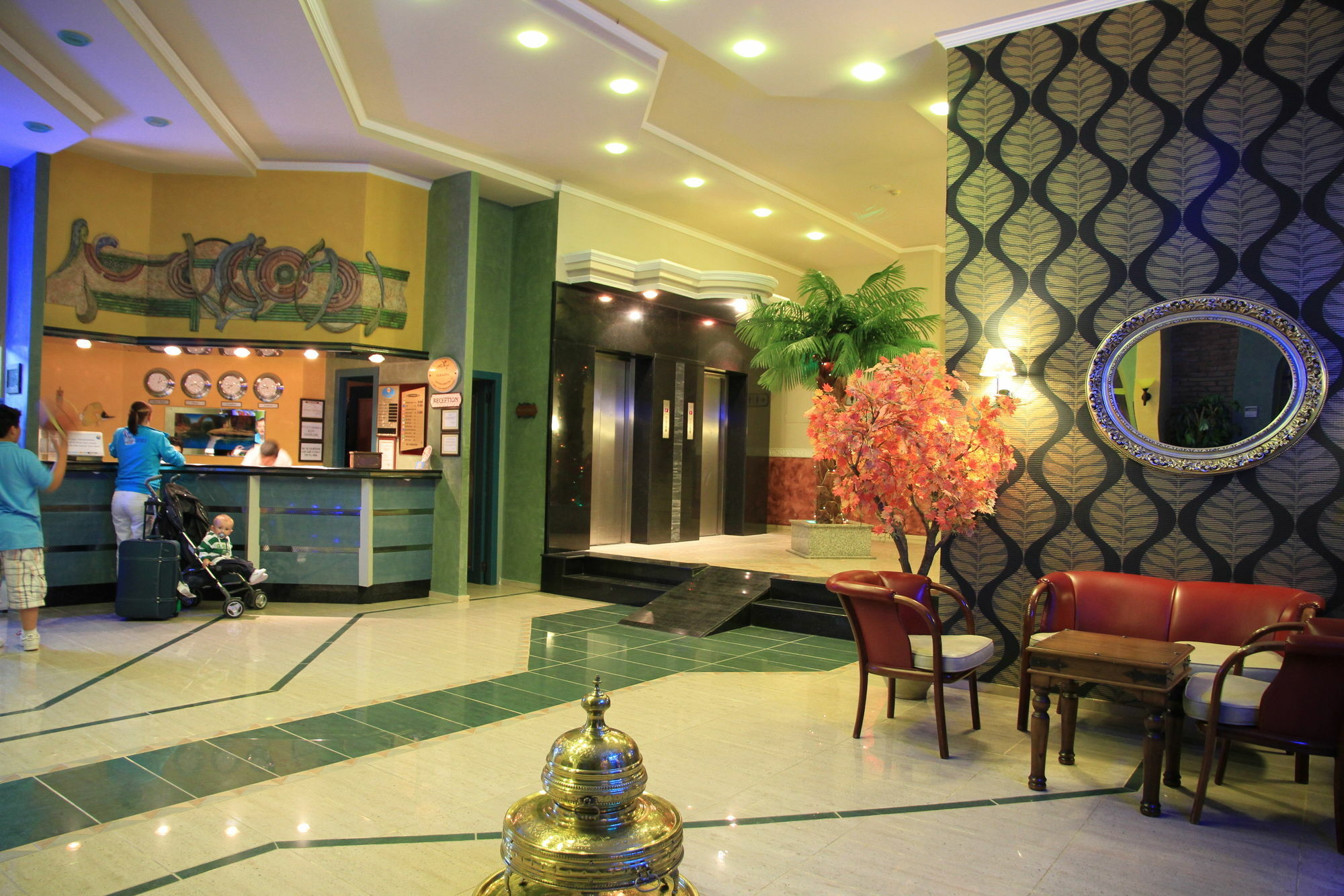 Club Alpina Hotell Marmaris Eksteriør bilde